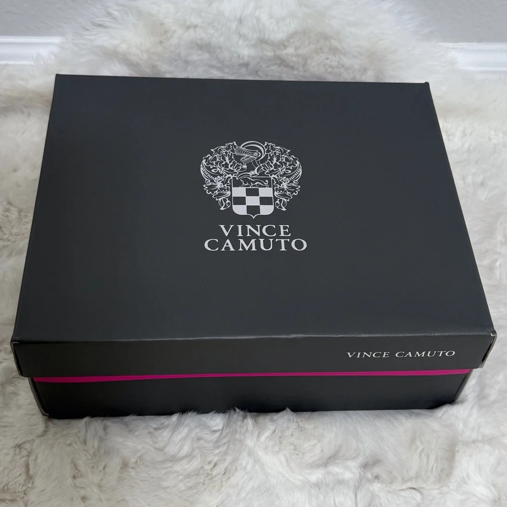 Vince Camuto Lynona Heels Black Open-Toe Heeled Sandals, Size 9.5 - Picture 10 of 10